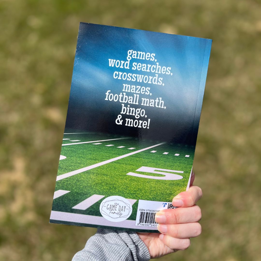 The Amazing Football Activity Book for Kids: Ages 7-11